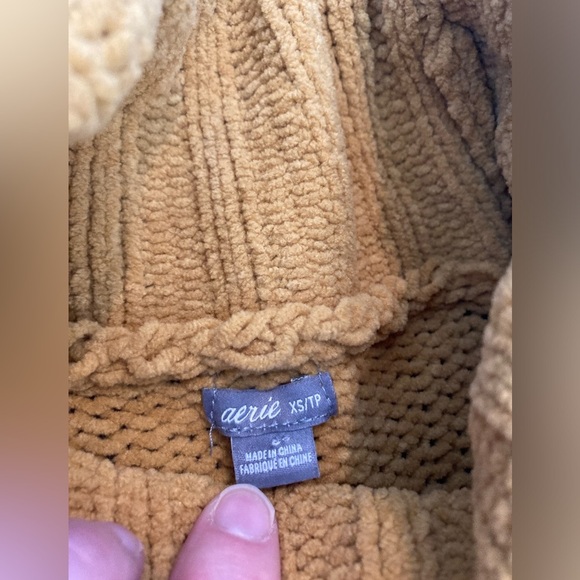 Aerie womens XS oversized chenille knit turtleneck sweater - Picture 3 of 5